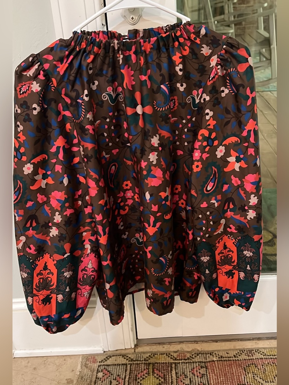 Emily Lovelock Puff Sleeve Top - NWT - Size XS